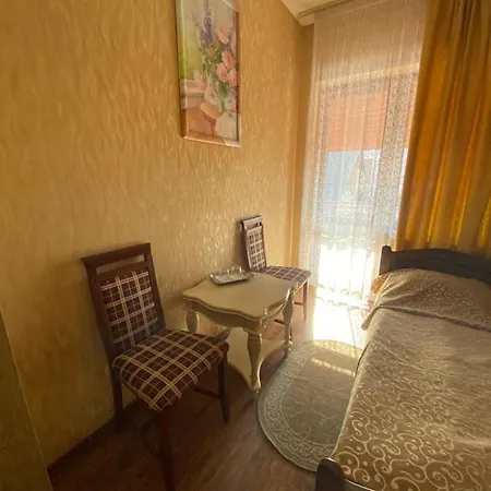 Hotel Готель «Вишневий Сад» Mukacheve